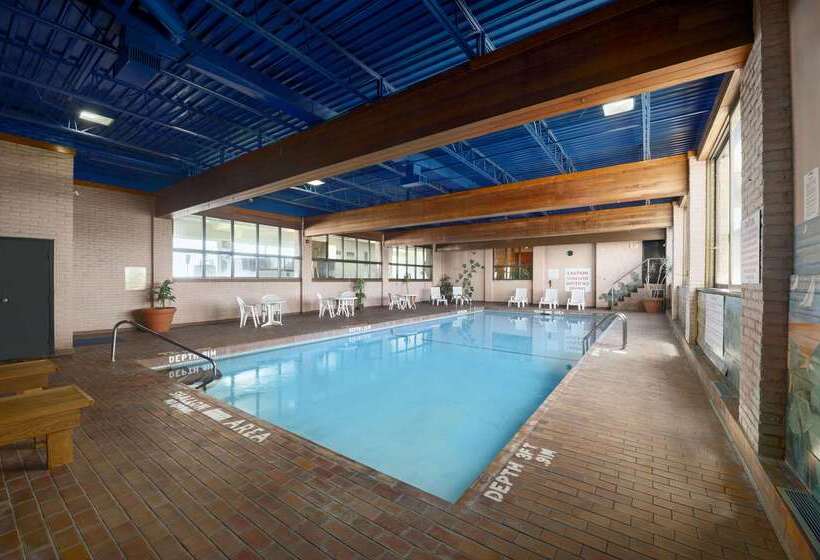 Ramada By Wyndham Jordan/beacon Harbourside Resort