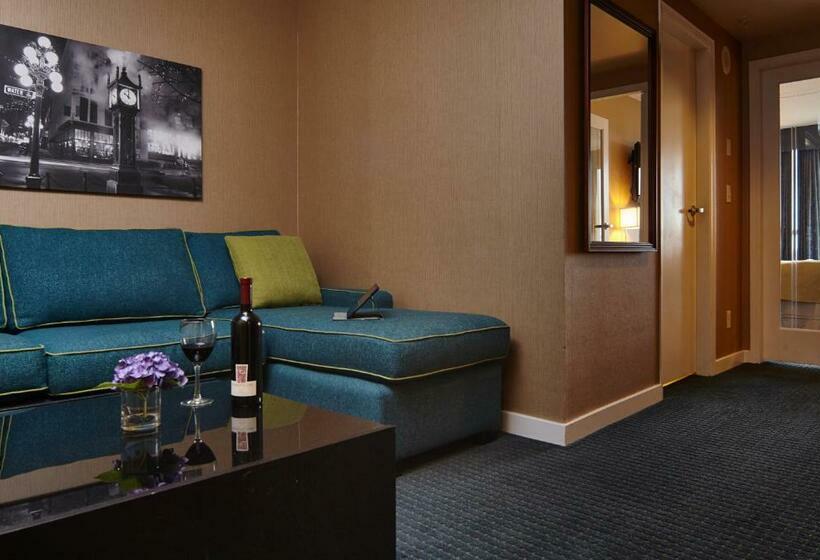 Executive Plaza Hotel & Conference Centre, Metro Vancouver