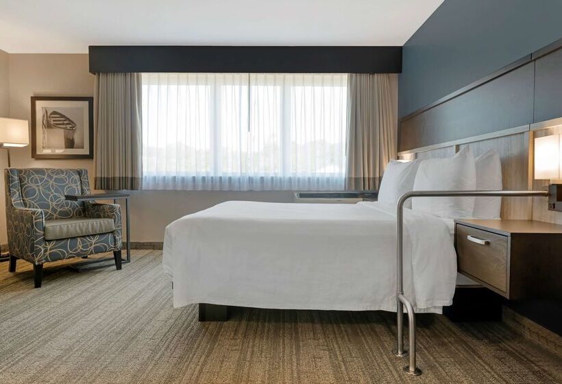 Best Western Plus Chocolate Lake Hotel Halifax