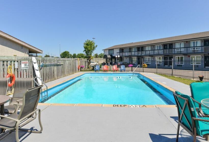 فندق Canadas Best Value Inn St. Catharines