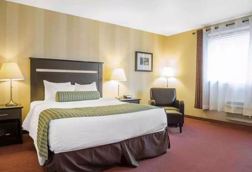 Clarion Hotel & Conference Centre