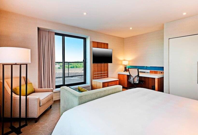 Delta Hotels By Marriott Dartmouth