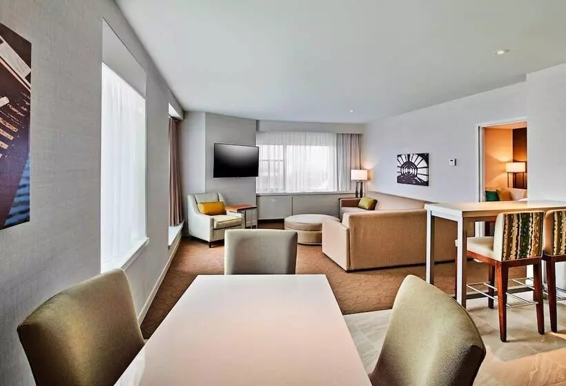 Delta Hotels By Marriott Dartmouth