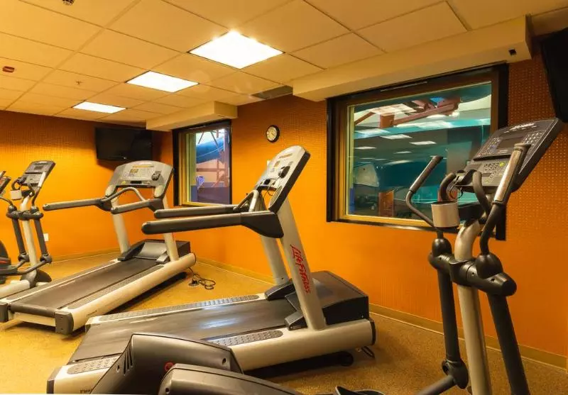 Отель Kelowna & Conference Centre