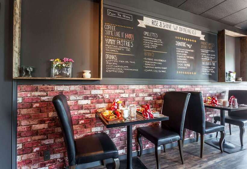 فندق Ramada By Wyndham Coquitlam