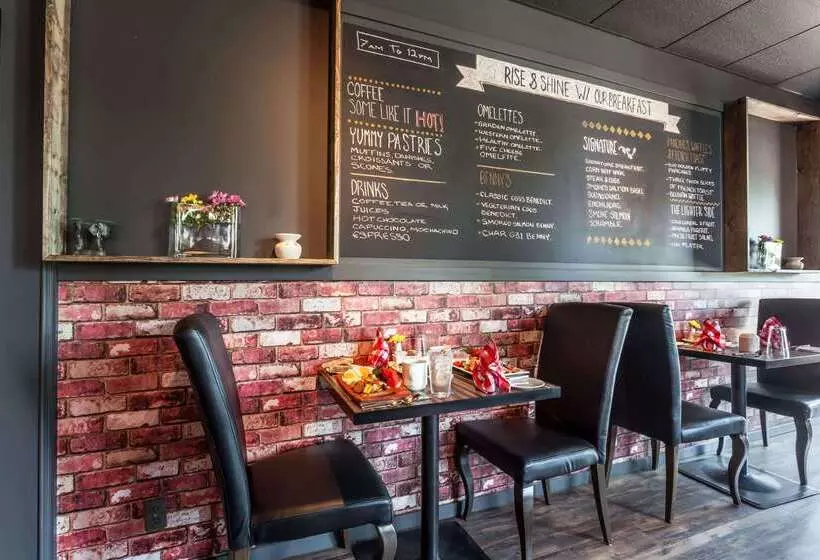 호텔 Ramada By Wyndham Coquitlam