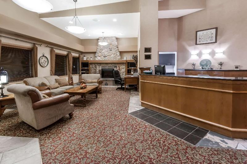 Hotel Stony Plain Inn & Suites