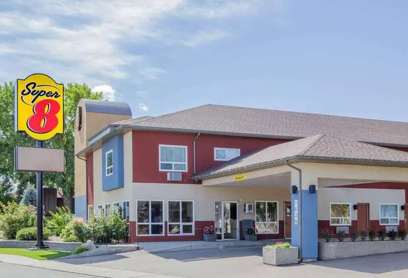 Hotel Super 8 By Wyndham Lethbridge