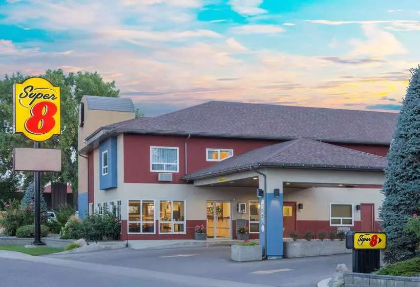 Hotel Super 8 By Wyndham Lethbridge