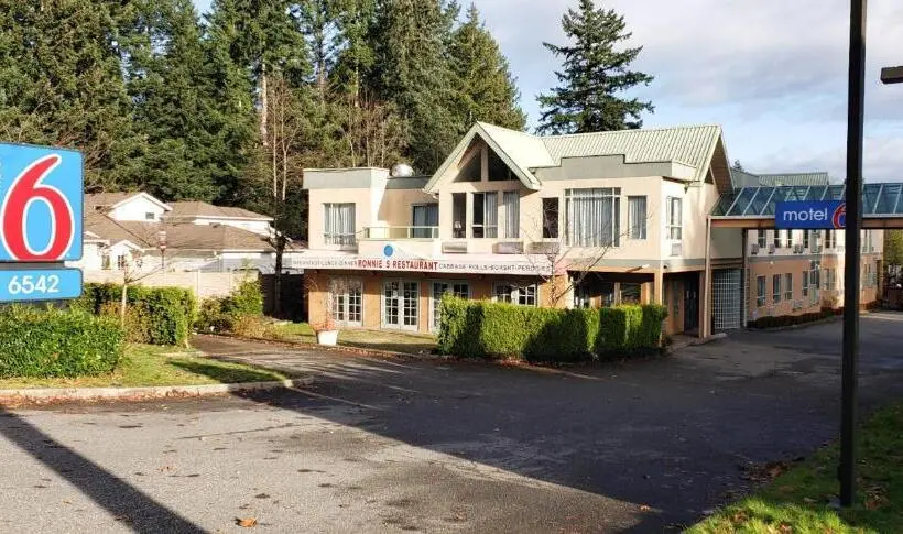 Motel 6 Surrey, Bc