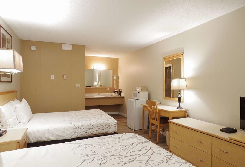 هتل Canadas Best Value Inn And Suites Fernie