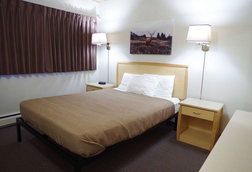 هتل Canadas Best Value Inn And Suites Fernie