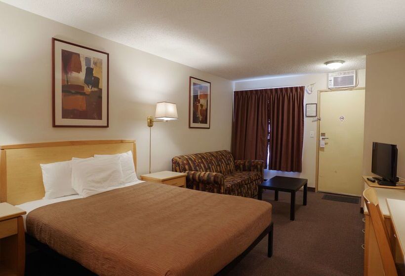 هتل Canadas Best Value Inn And Suites Fernie