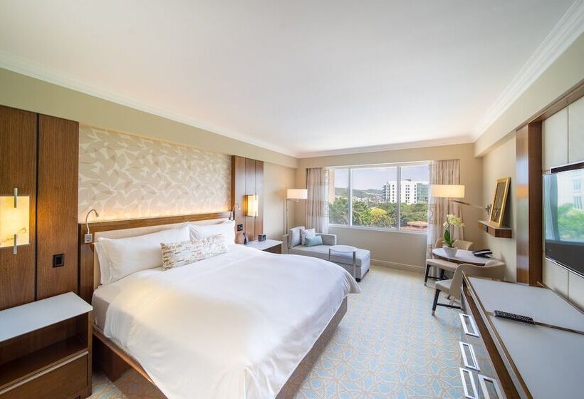 בית מלון כפרי Intercontinental Costa Rica At Multiplaza Mall, An Ihg