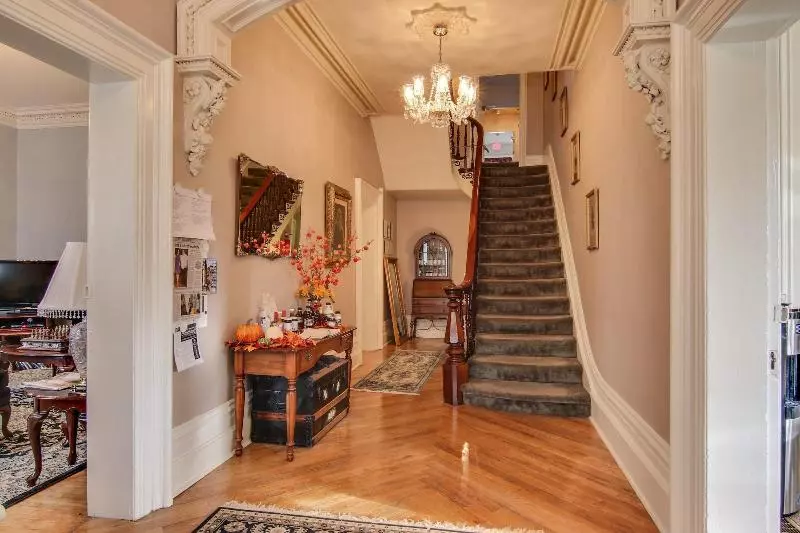 酒店 Stone Maiden Inn