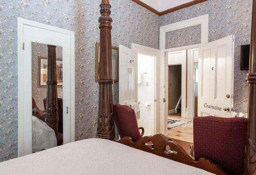 فندق Stone Maiden Inn