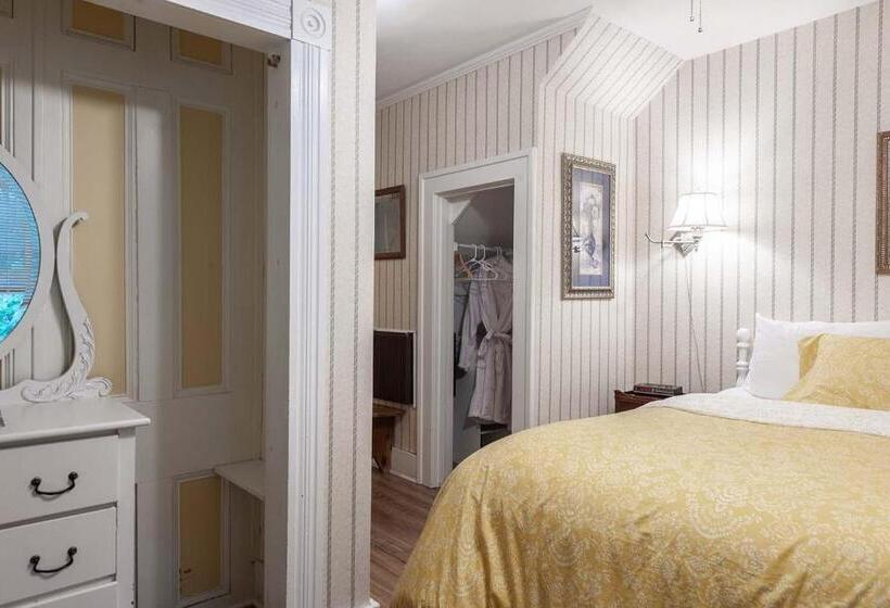 فندق Stone Maiden Inn