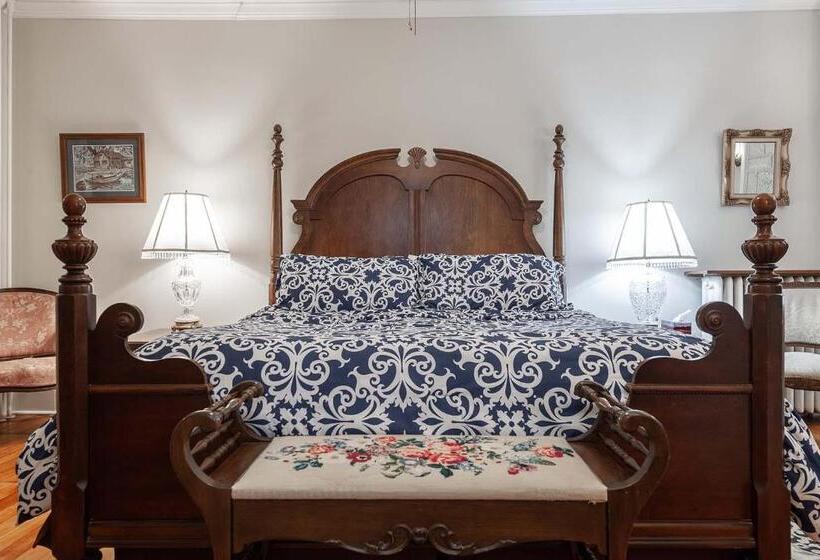 فندق Stone Maiden Inn