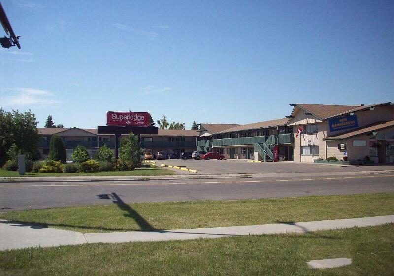 هتل Superlodge Canada