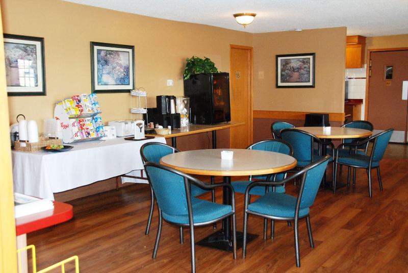 هتل Superlodge Canada