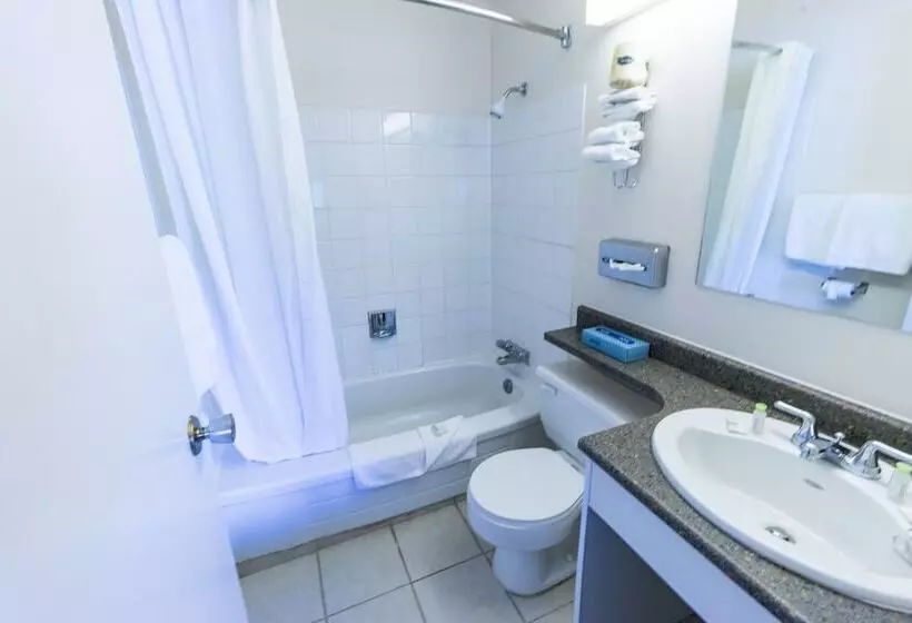 ホテル Superlodge Canada