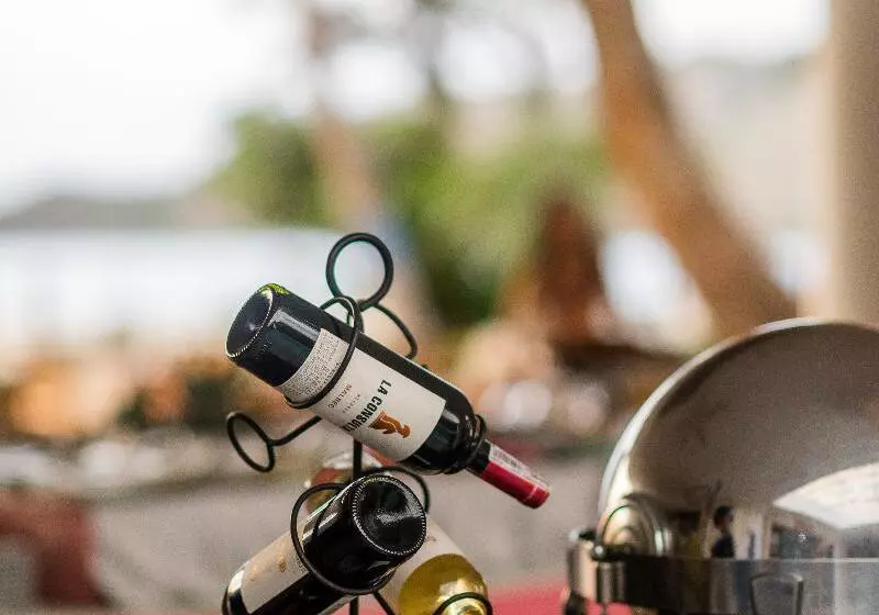 호텔 Tamaca Beach Resort