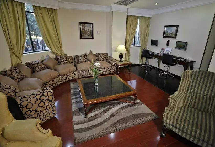 فندق Principado De Asturias