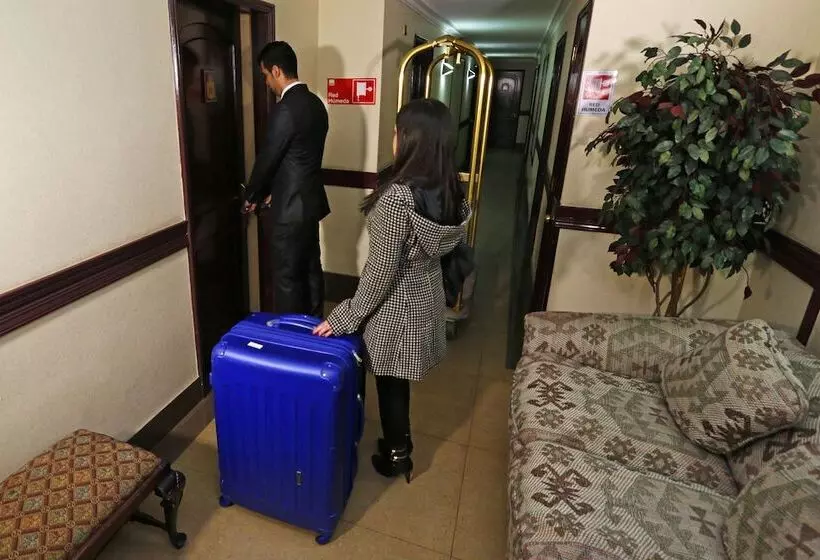 فندق Principado De Asturias