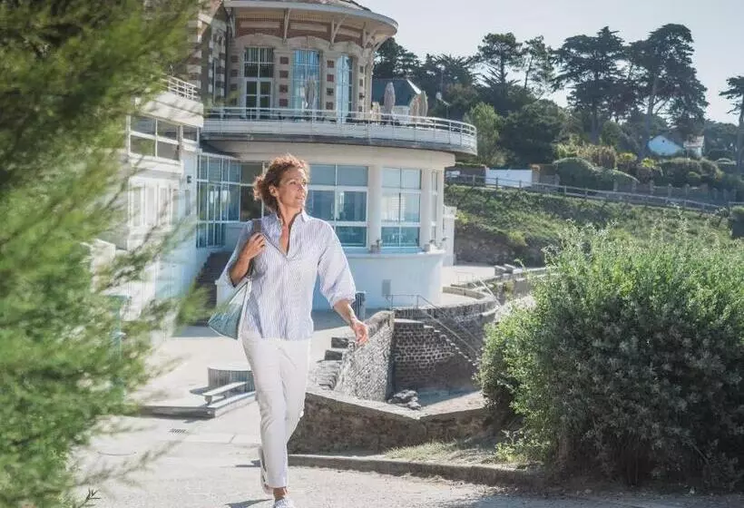 ホテル Alliance Pornic Hôtel Thalasso & Spa