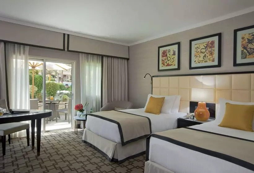 هتل Hilton Cairo Heliopolis