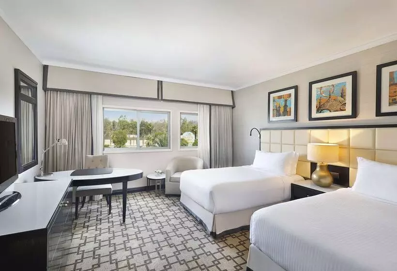 هتل Hilton Cairo Heliopolis