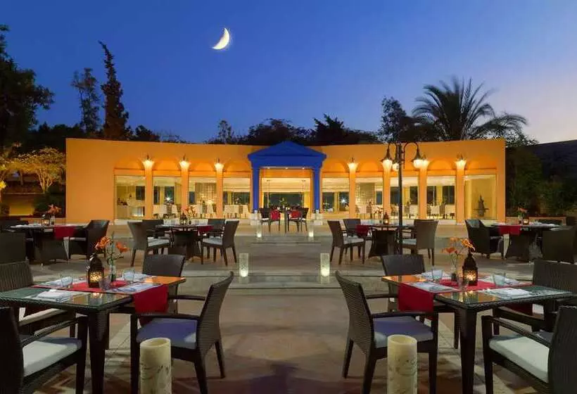 هتل Hilton Cairo Heliopolis