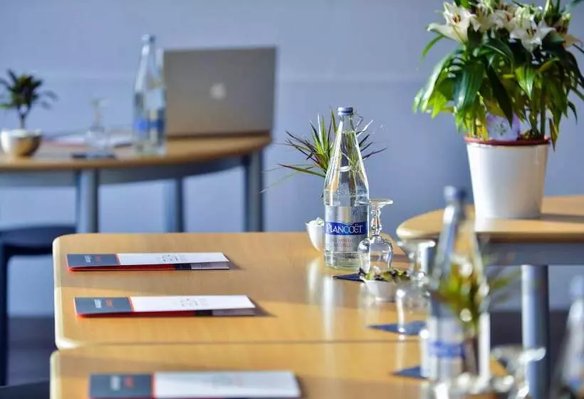 酒店 Logis Beaujoire Hôtel