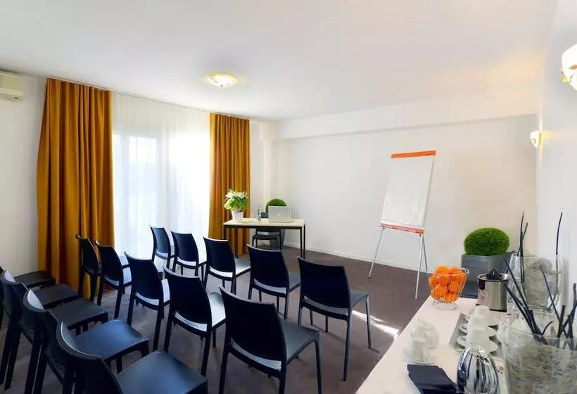 酒店 Logis Beaujoire Hôtel