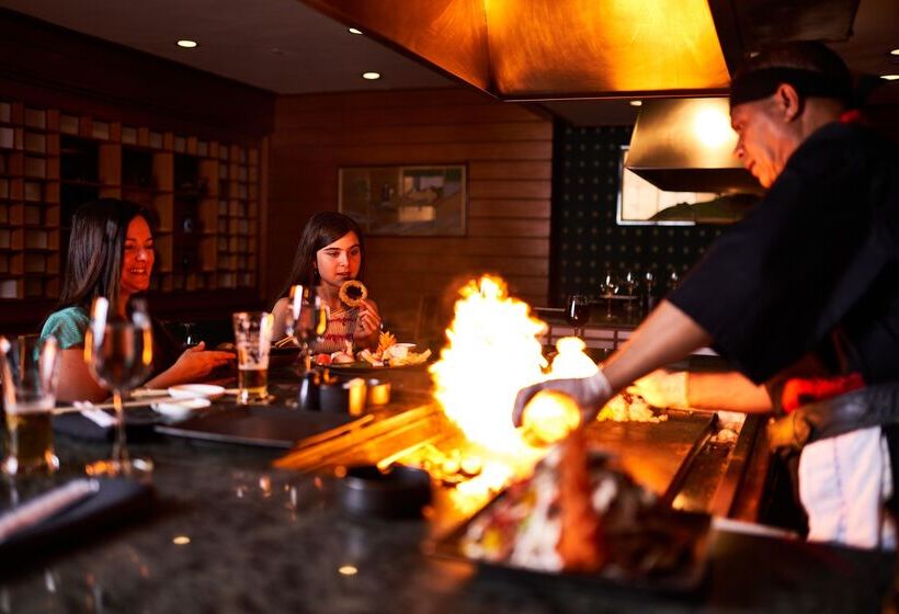 Sonesta St. George Hotel   Convention Center