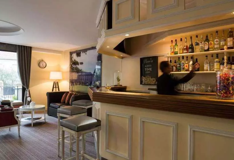 ホテル Albert 1er