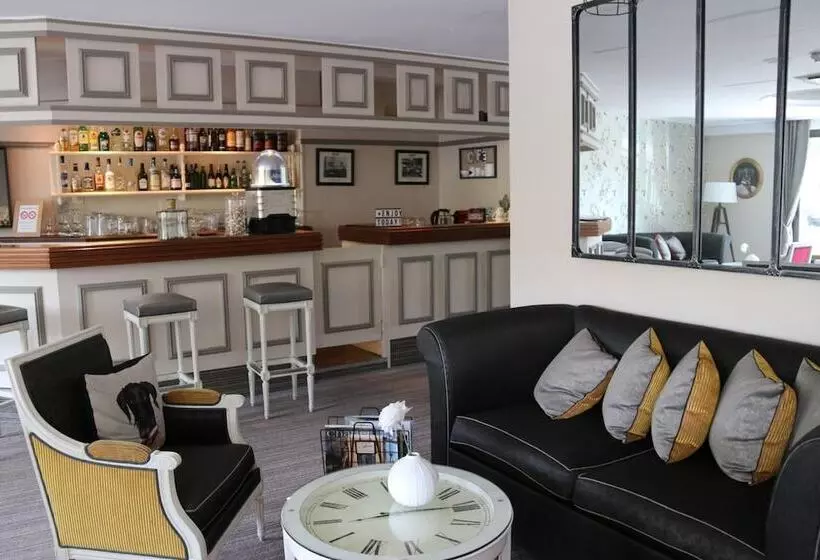 ホテル Albert 1er