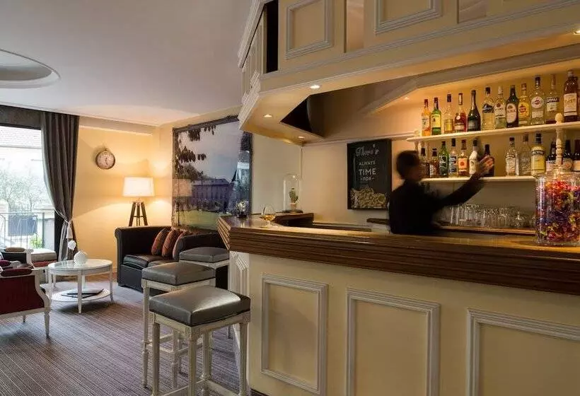 ホテル Albert 1er