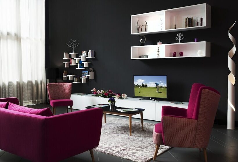 هتل Citadines City Centre Lille