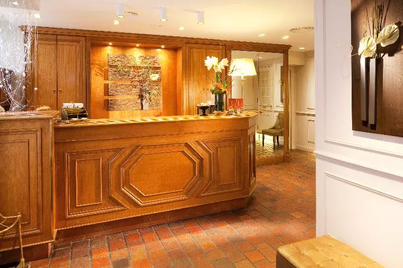 Hotelli De Fleurie   Saint Germain Des Pres