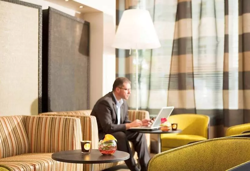 호텔 Hôtel Mercure Lyon Centre Brotteaux