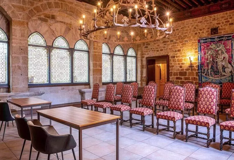 בית מלון כפרי Mercure Figeac Viguier Du Roy