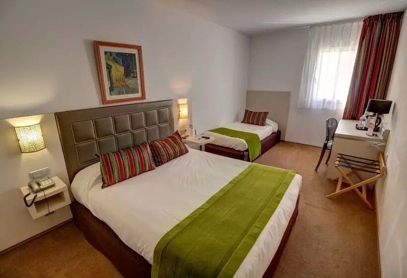 Hotel Atrium Arles Centre