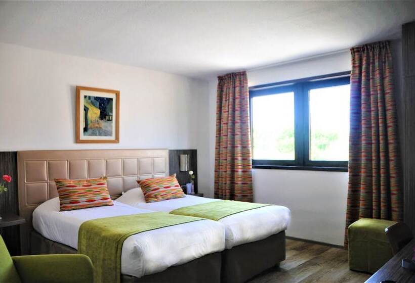 هتل Atrium Arles Centre