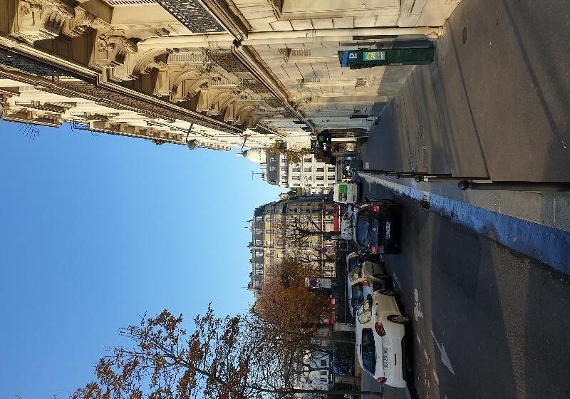 هتل Du Square D Anvers