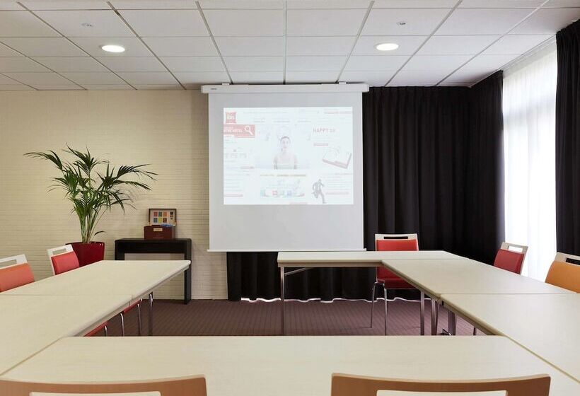 هتل Ibis Aulnay Paris Nord Expo
