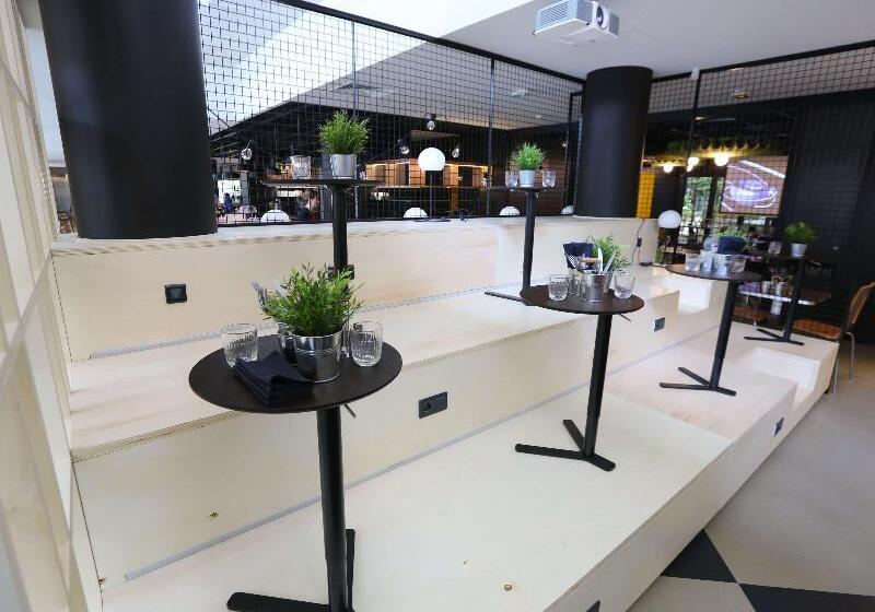 هتل Ibis Paris Bercy Village