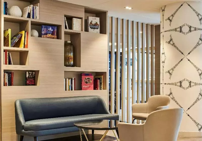 Hotel Ibis Paris Porte De Montreuil