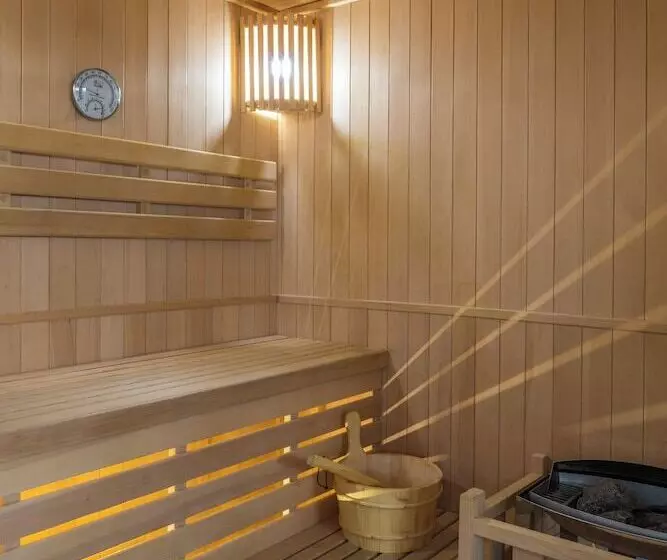 ホテル Ibis Saintnazaire Trignac