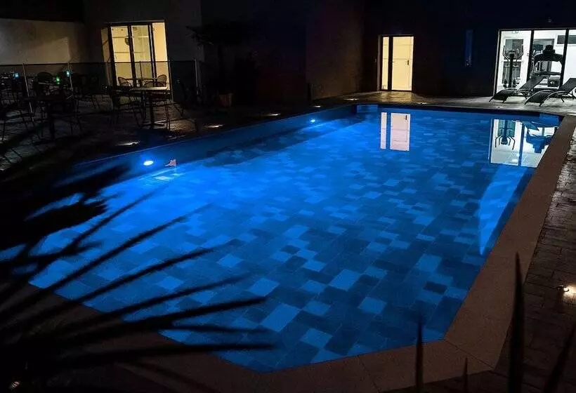 ホテル Ibis Saintnazaire Trignac